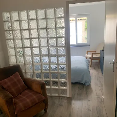 T2 Bourg De Apartment